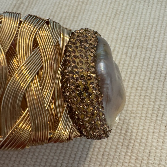 Cuff Bracelet - Picture 4 of 12
